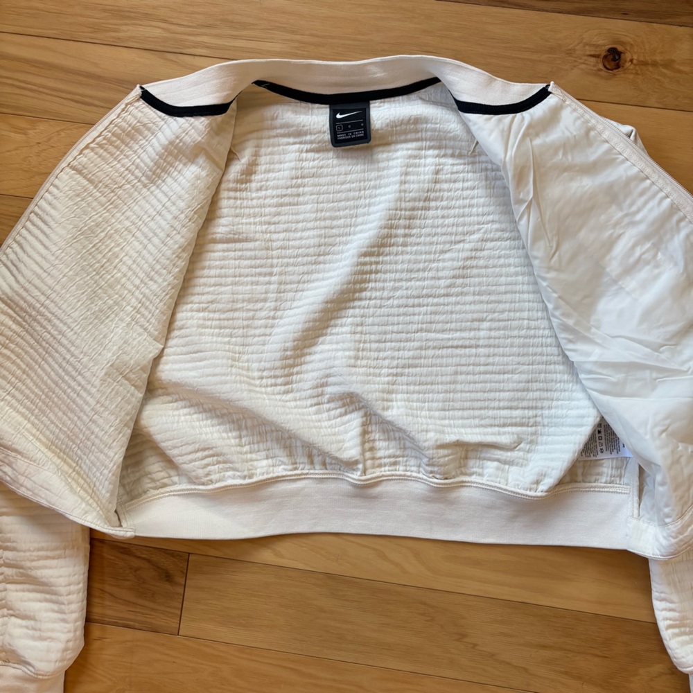 Nike Sportswear Tech Pack Bomber Jacket Women Sz L White City Ready BV4741-110 - Picture 7 of 11